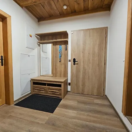 Jezerne Apartment
