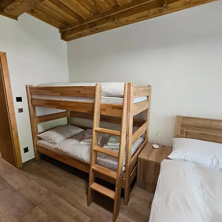 Apartment Jezerne