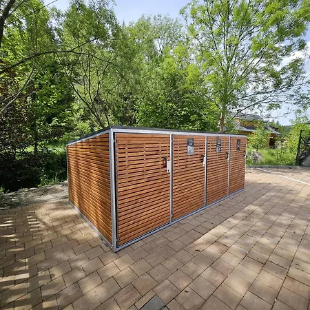 Jezerne Velké Karlovice