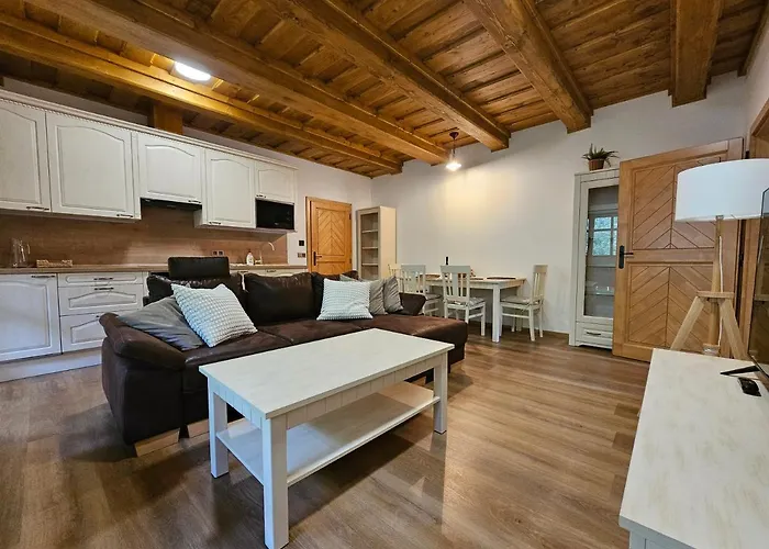 Jezerne Apartment