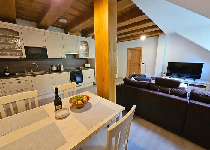 Apartment Jezerne *